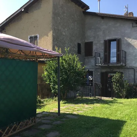 Locazione Turistica Giardino Vista Lago - Dma368 Apartment